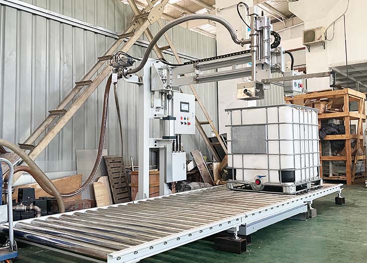 Drum & IBC Liquid Filling Machine